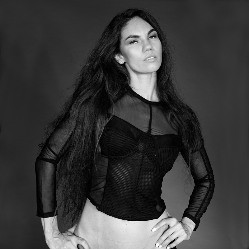 studio beauty fashion portrait